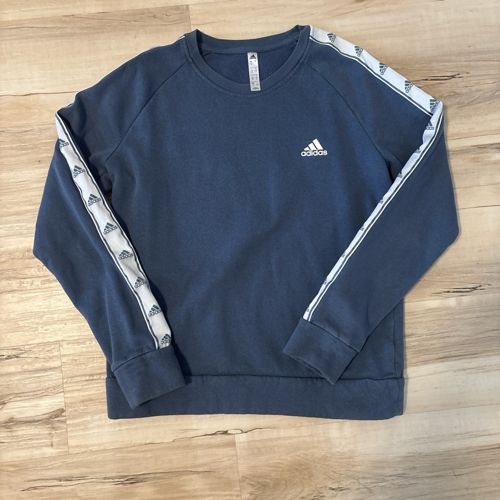 Adidas women’s Crewneck Sweater in Blue L